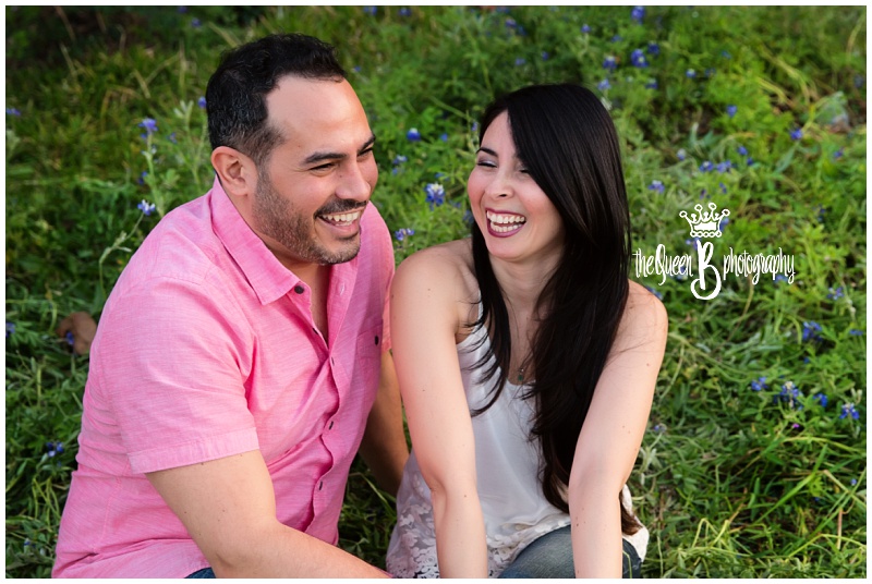 anniversary photo shoot for fun couple in texas wildflowers